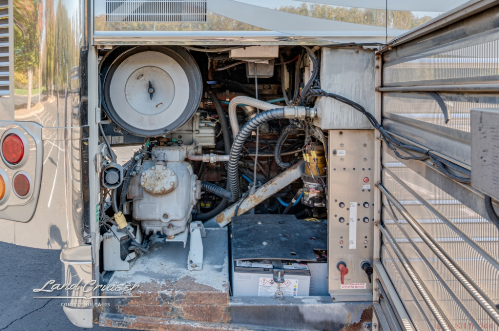 Engine compartment of 2006 Prevost XLII, highlighting durability for tour use.