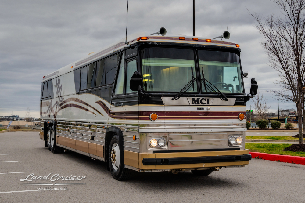 Front view of a 1978 conversion bus