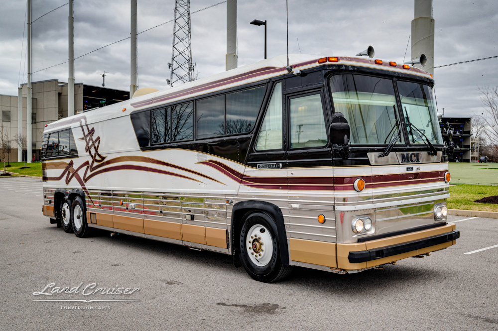 Front/side view of a MCI 8 bus
