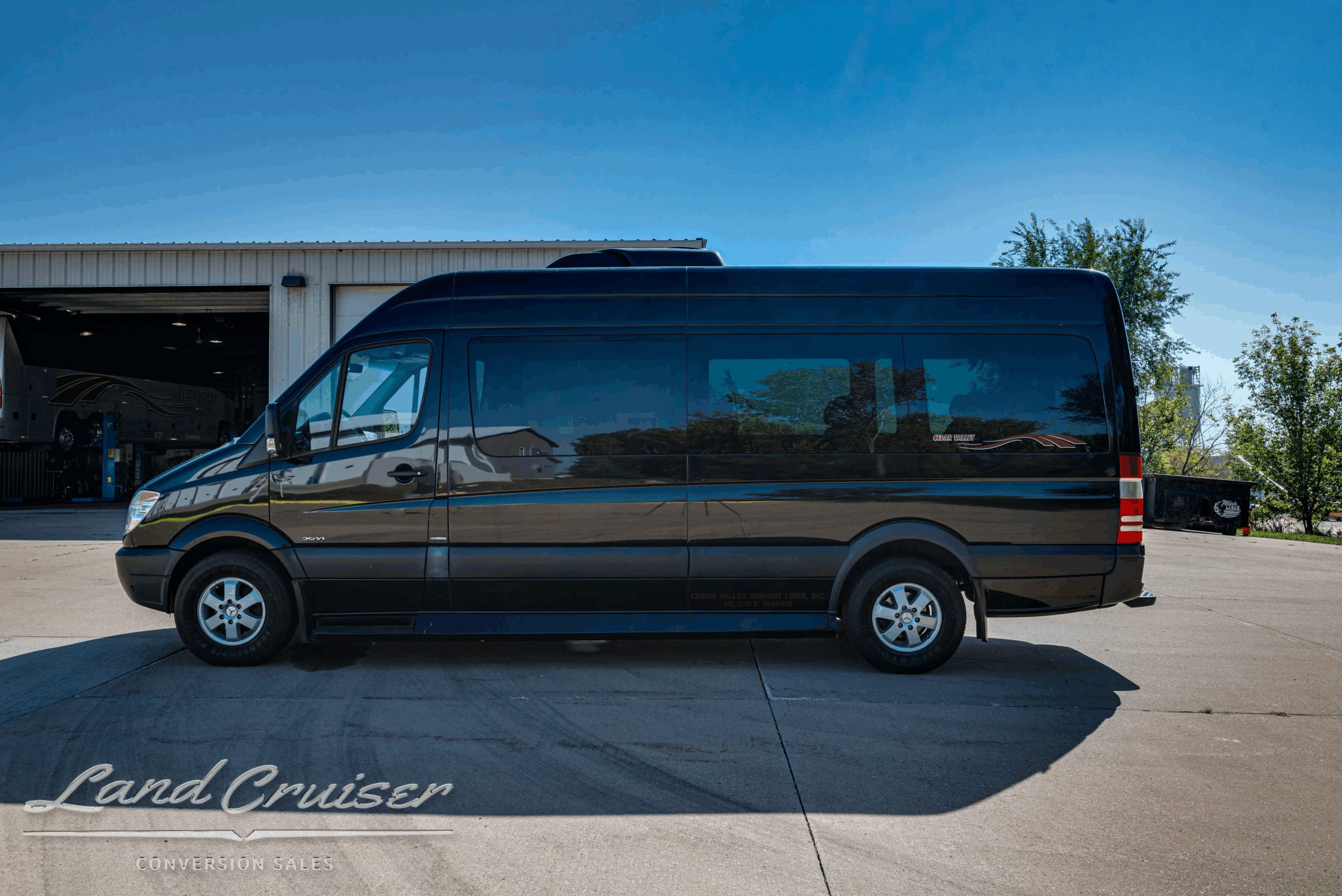 Passenger-side full profile of Sprinter 2500 long body.