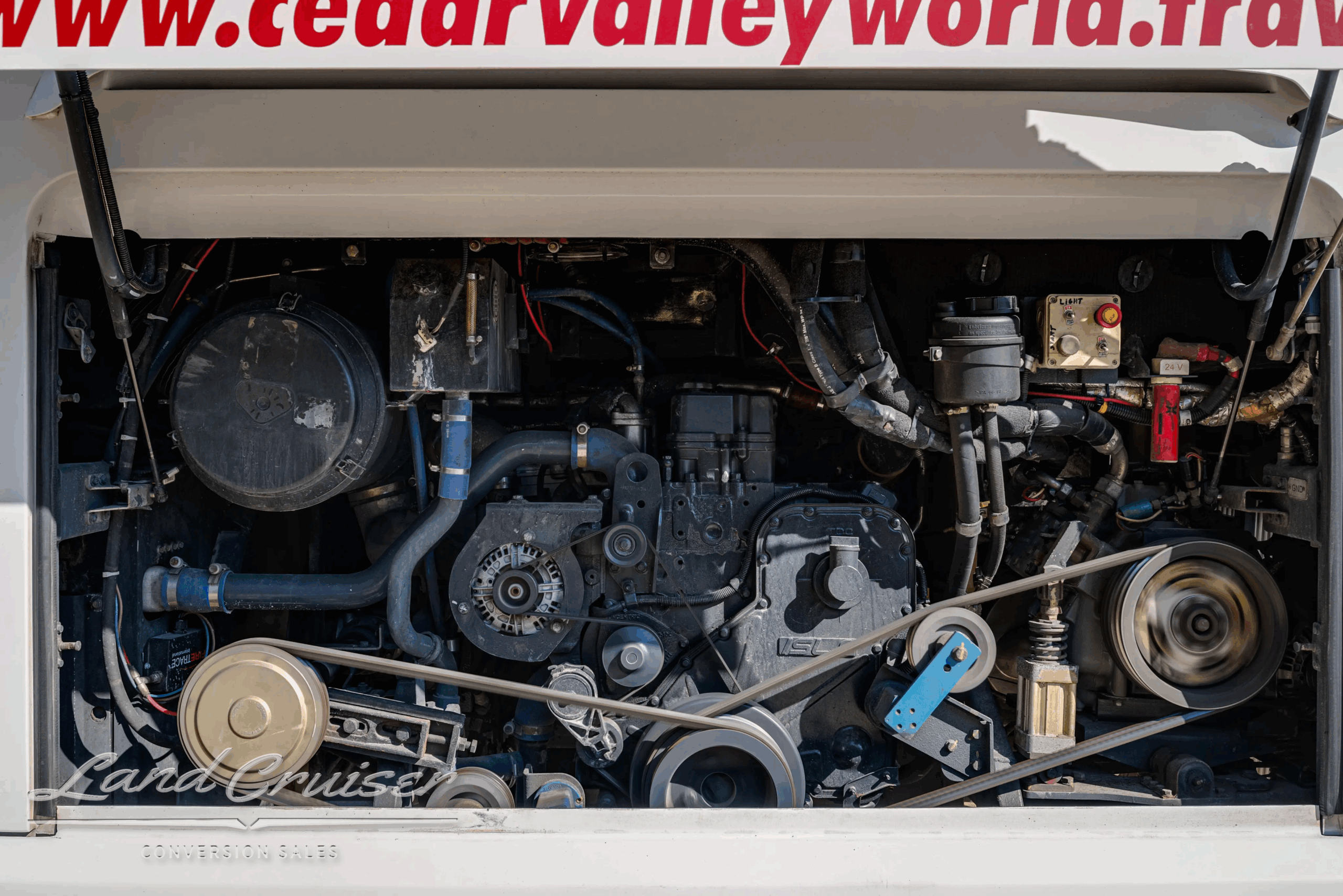 Cummins ISL 8.9L diesel engine compartment overview.